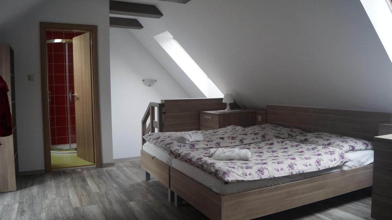Penzion Jolla Červený Kláštor Bagian luar foto